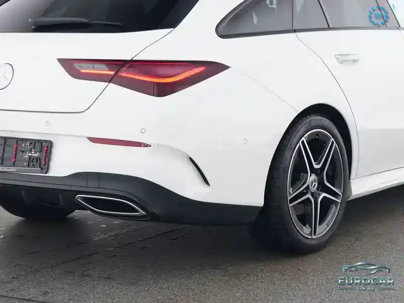 Mercedes-Benz CLA 200 Shooting Brake