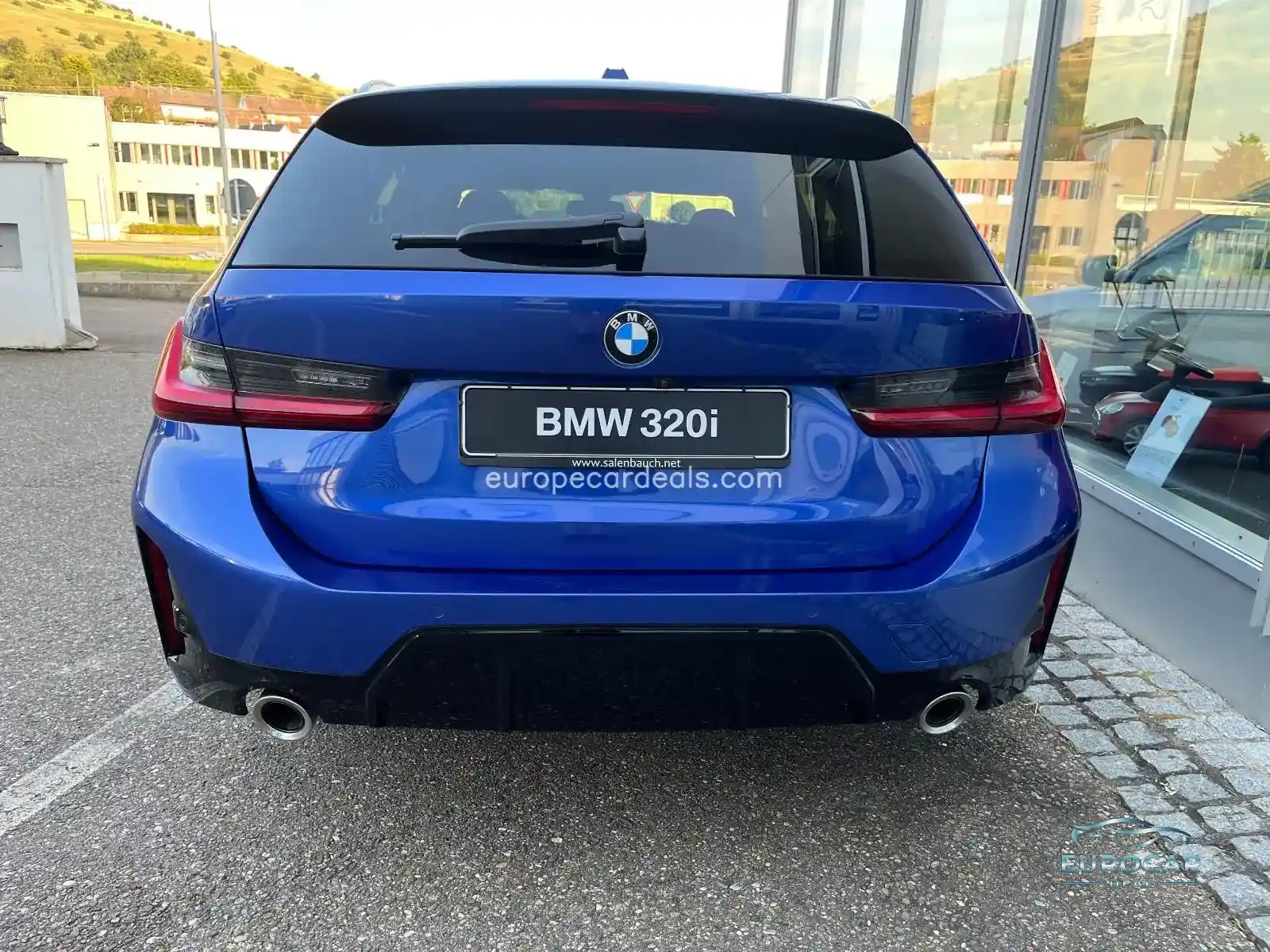 BMW 320