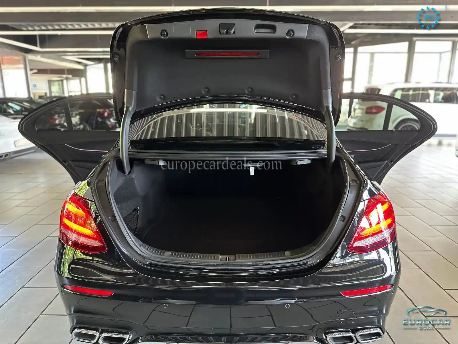 Mercedes-Benz E 63 AMG