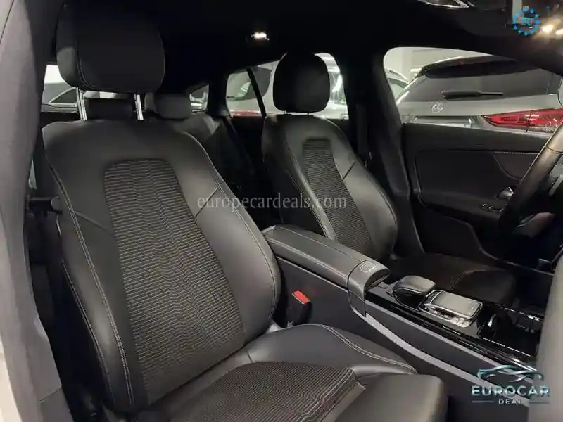 Mercedes-Benz CLA 200 Shooting Brake
