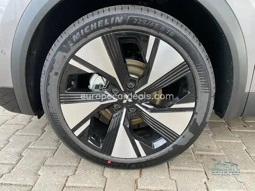 Mitsubishi Grandis