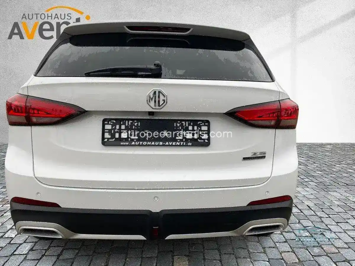 MG ZS