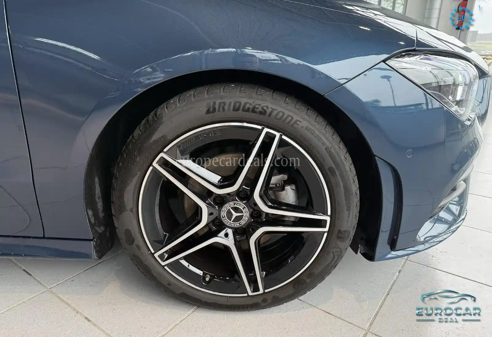 Mercedes-Benz CLA 180