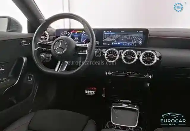 Mercedes-Benz CLA 220 Shooting Brake