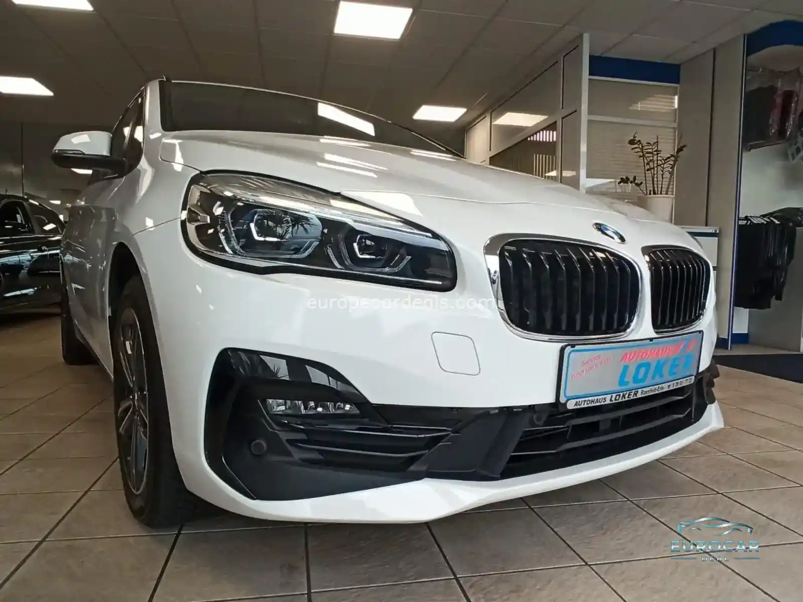BMW 216