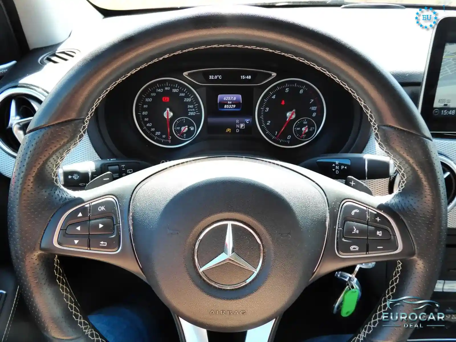 Mercedes-Benz B 220