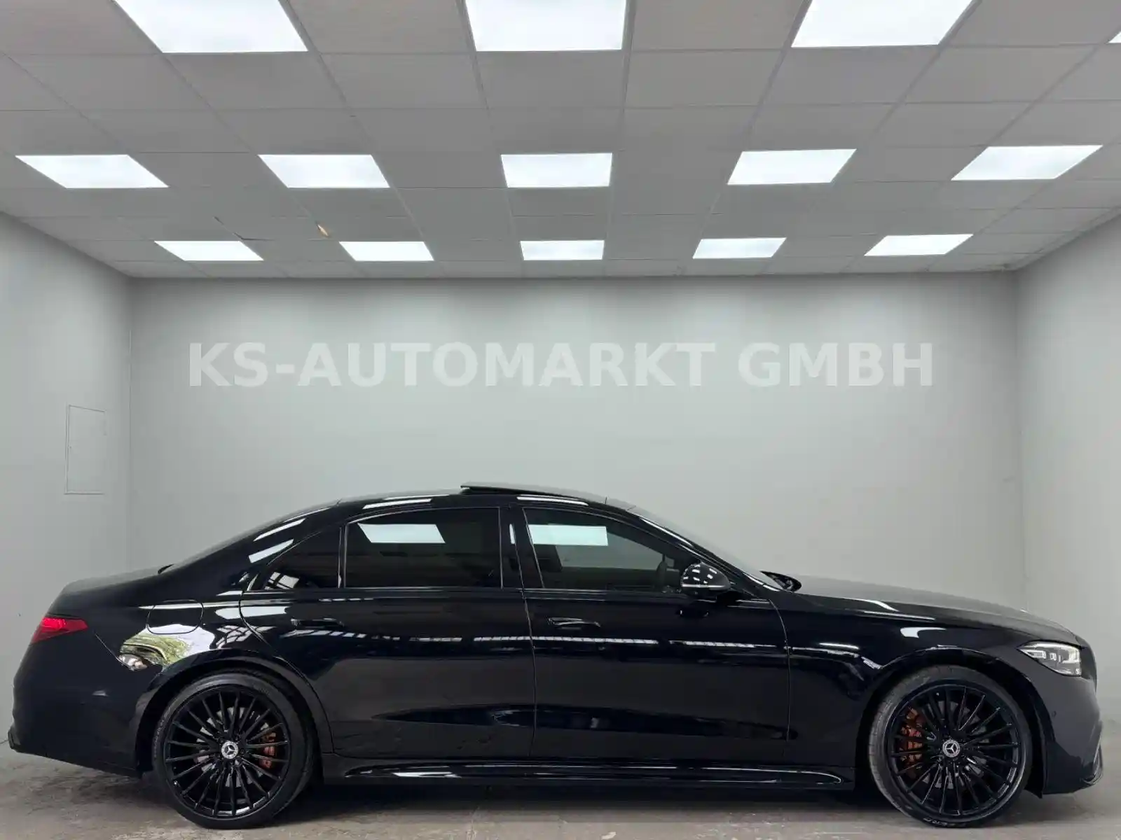 Mercedes-Benz S 500