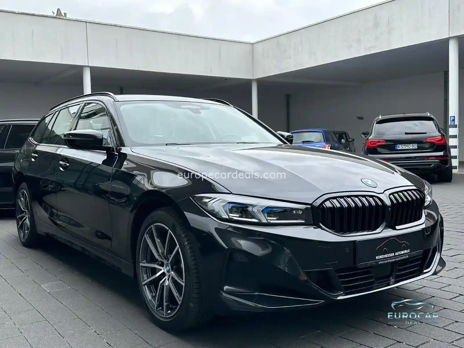BMW 330