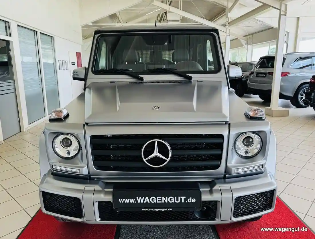 Mercedes-Benz G 500