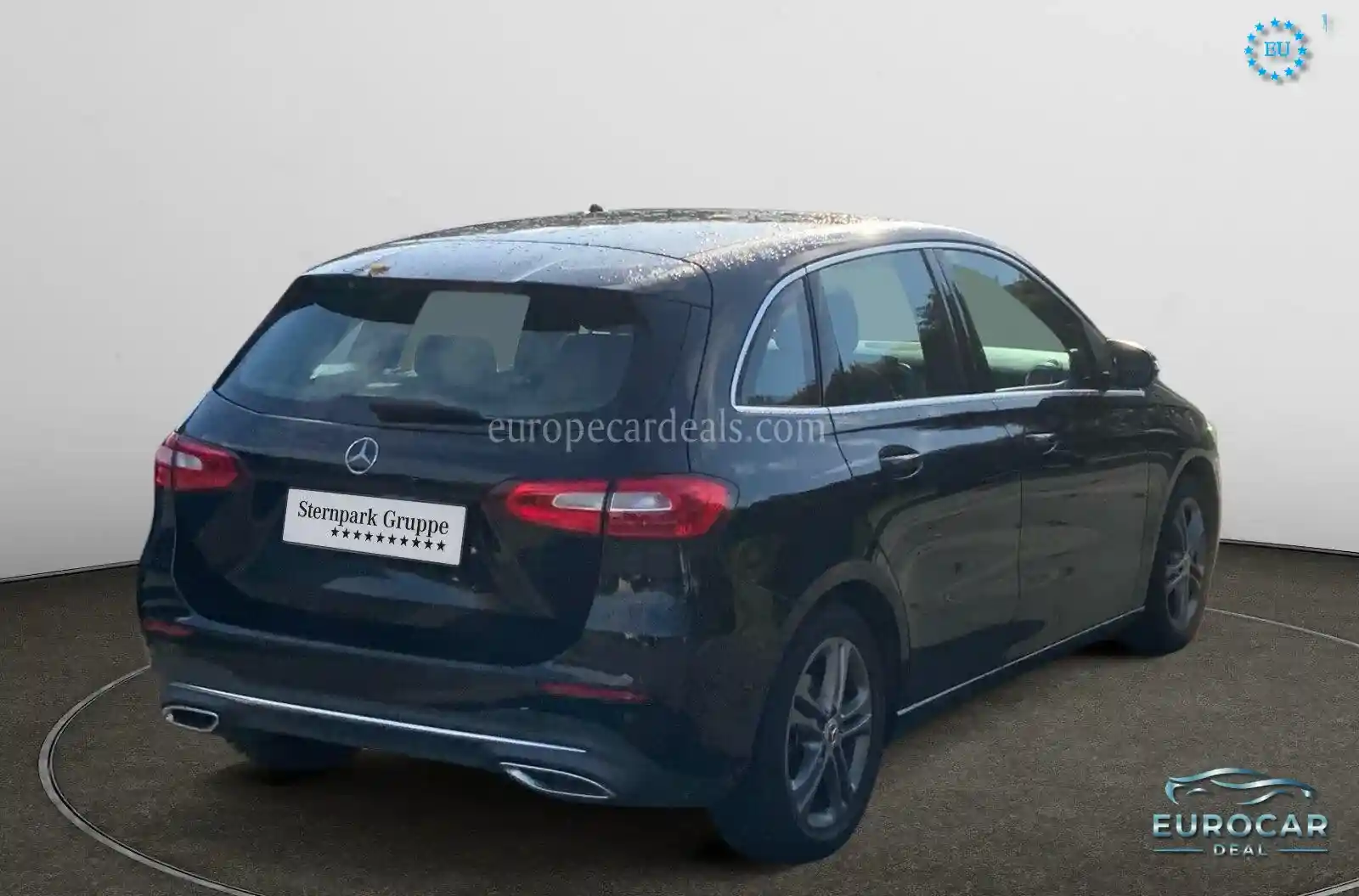 Mercedes-Benz B 180