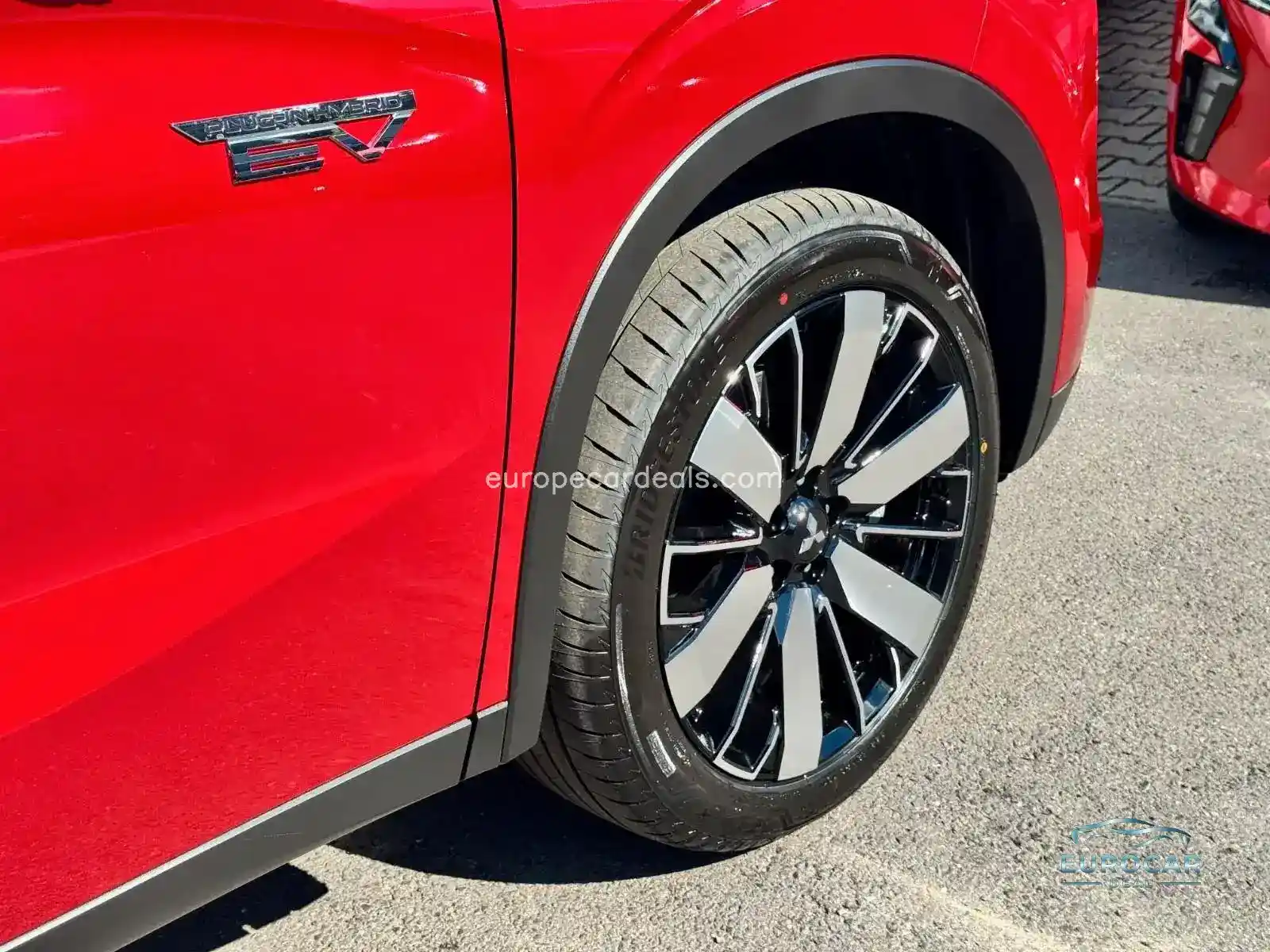 Mitsubishi Plug-in Hybrid Outlander