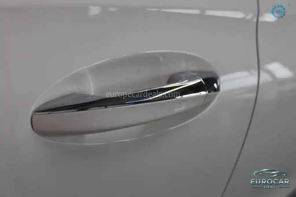 Mercedes-Benz B 220