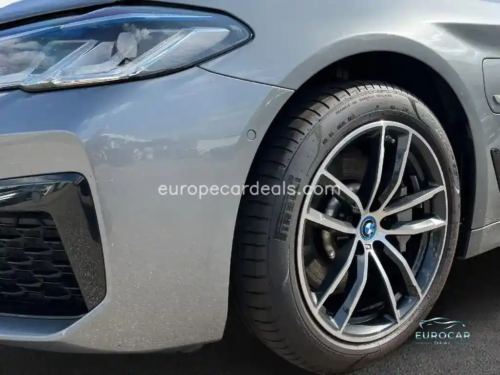 BMW 530