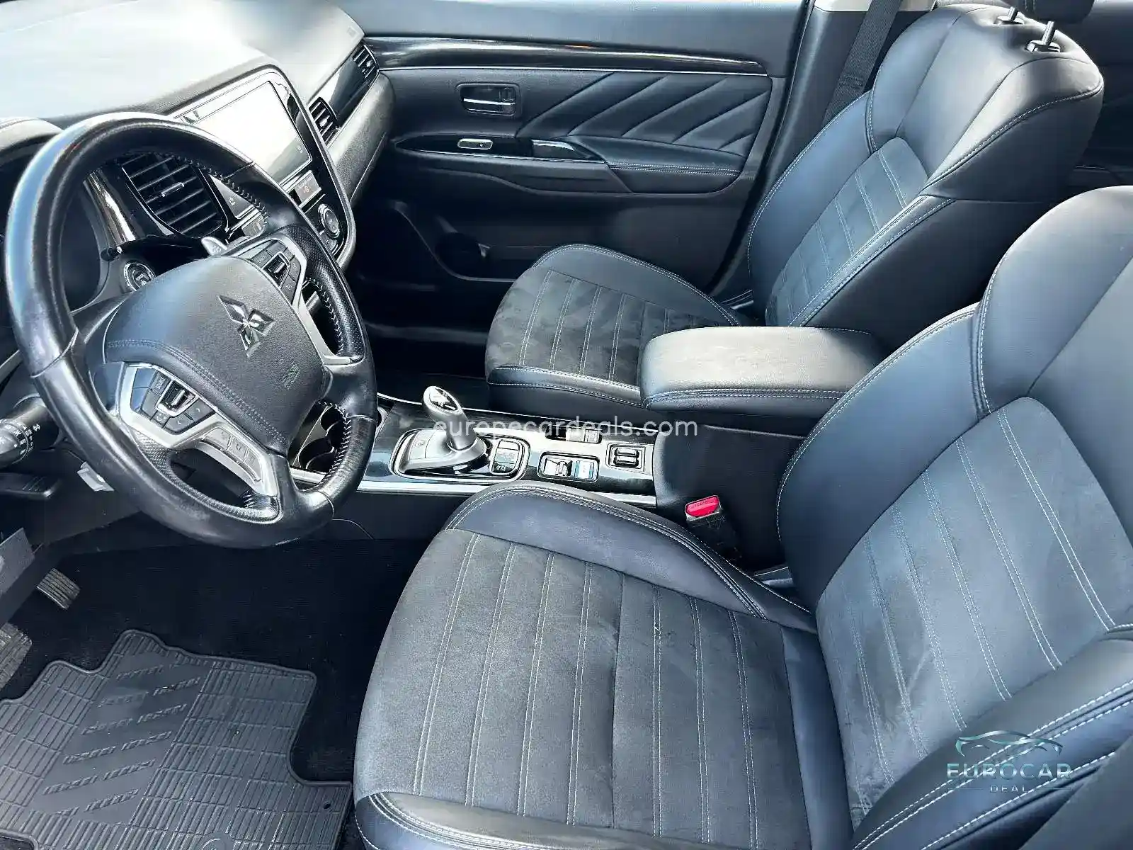Mitsubishi Plug-in Hybrid Outlander
