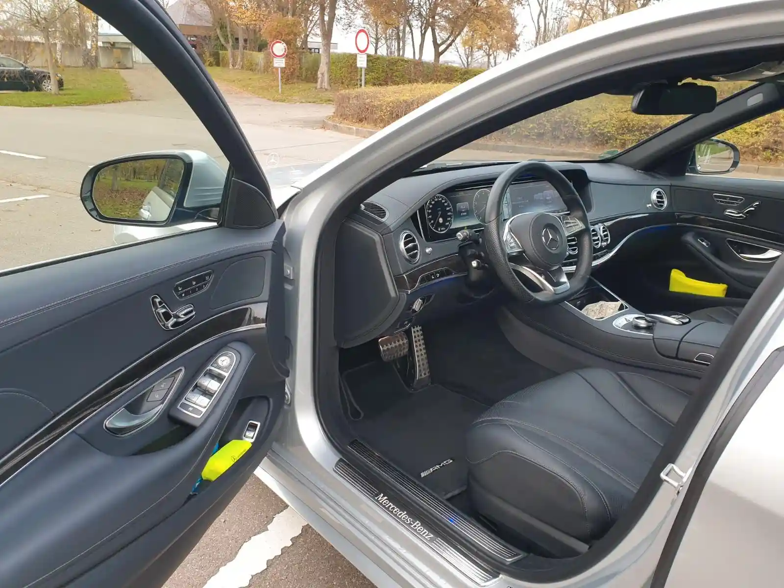 Mercedes-Benz S 500