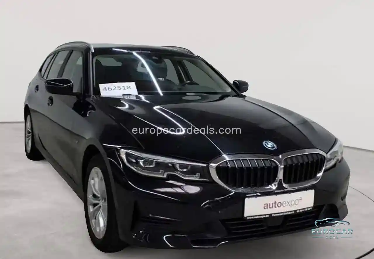 BMW 330