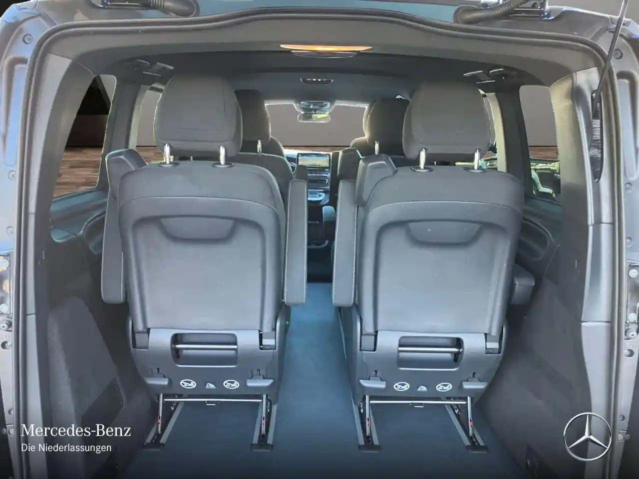 Mercedes-Benz V 250