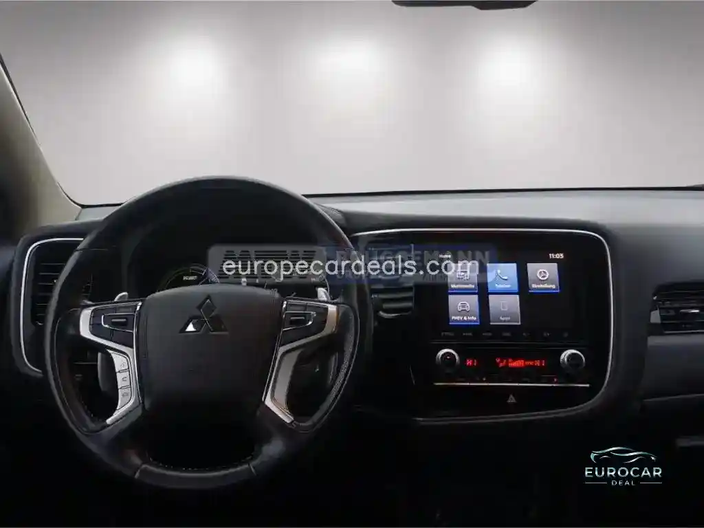 Mitsubishi Plug-in Hybrid Outlander