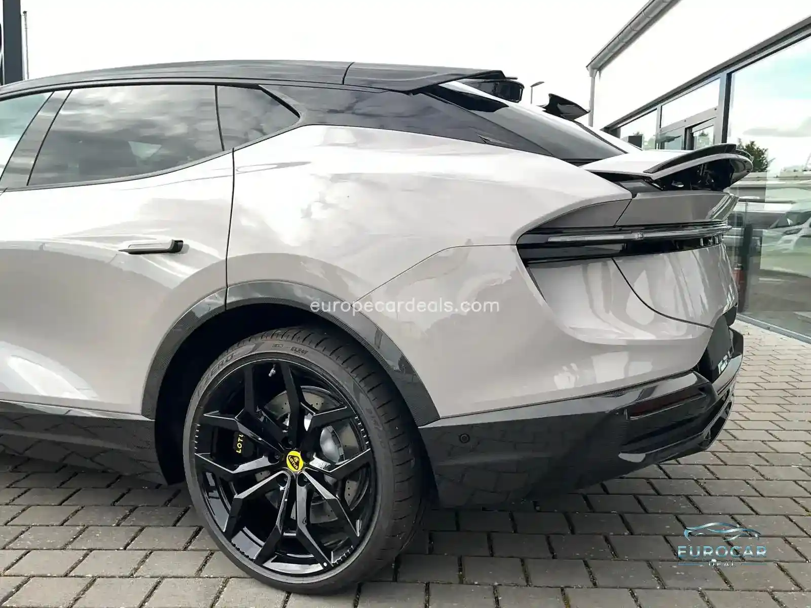 Lotus Eletre