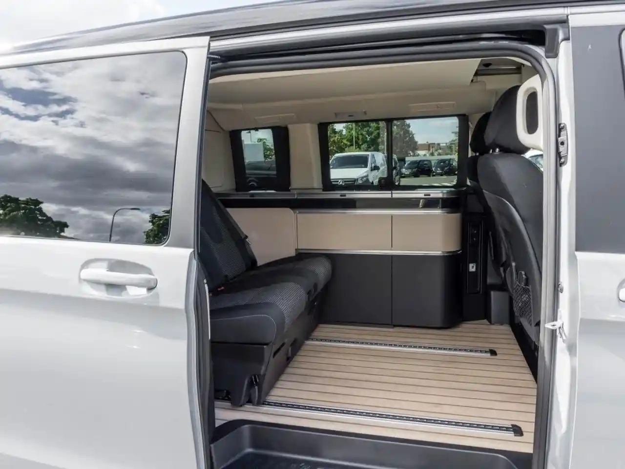 Mercedes-Benz V 250