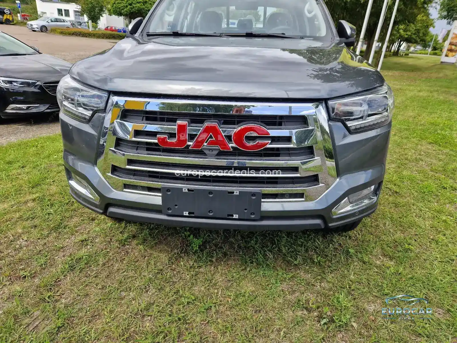 JAC 8 Pro