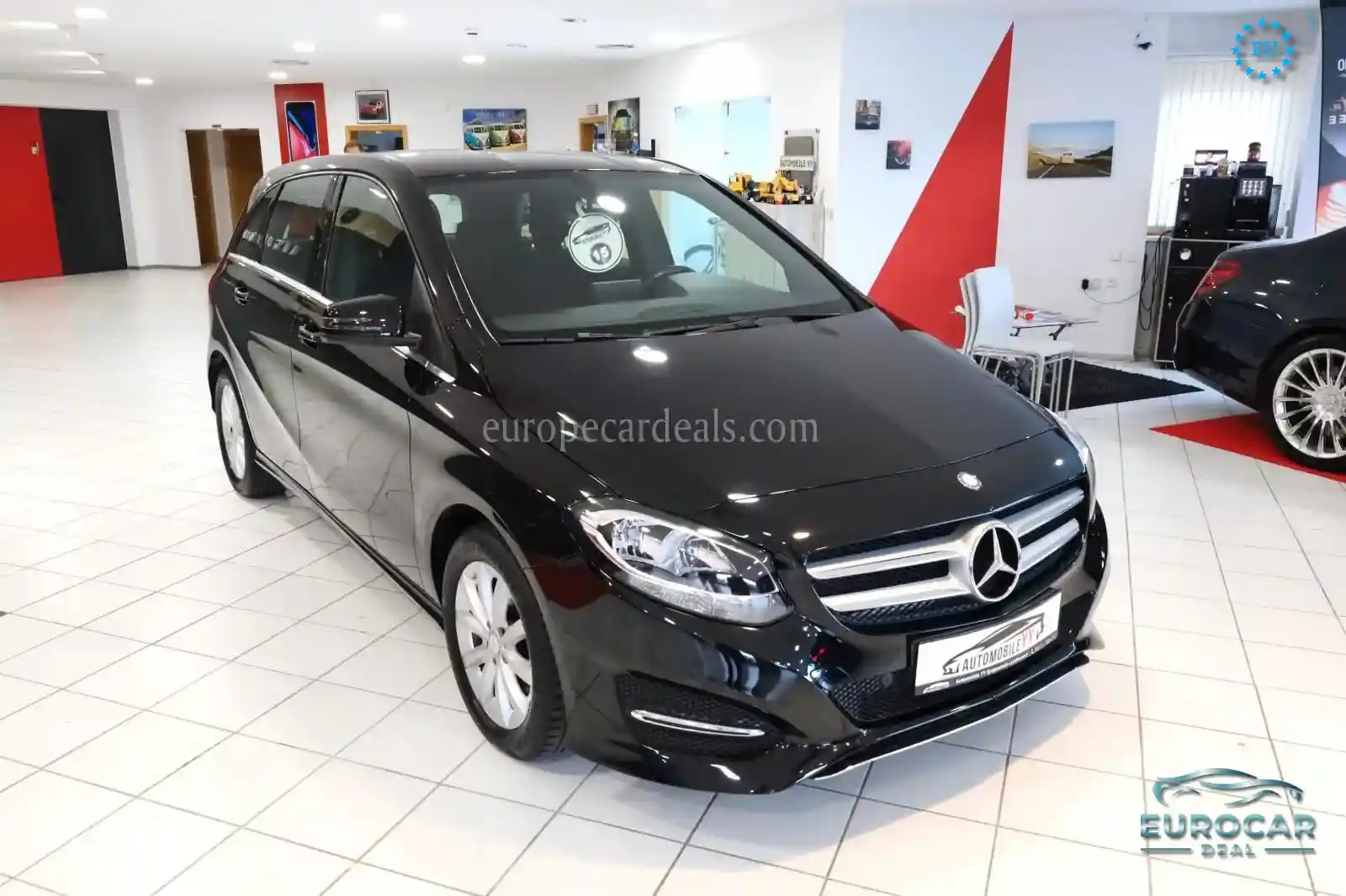 Mercedes-Benz B 180