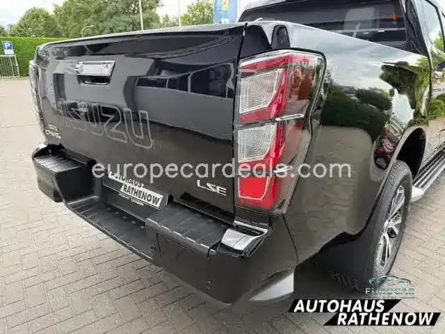 Double Cab 4WD LSE LED Mehrzonenklima DAB