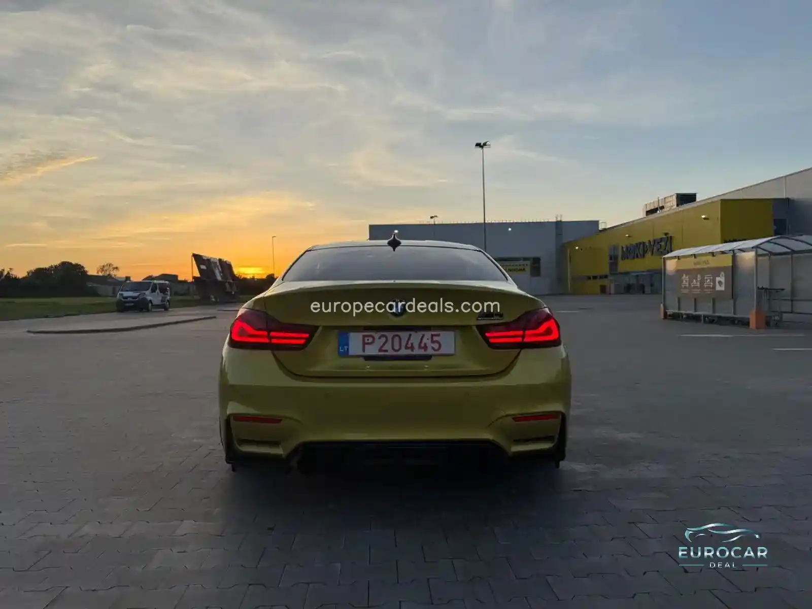 BMW M4