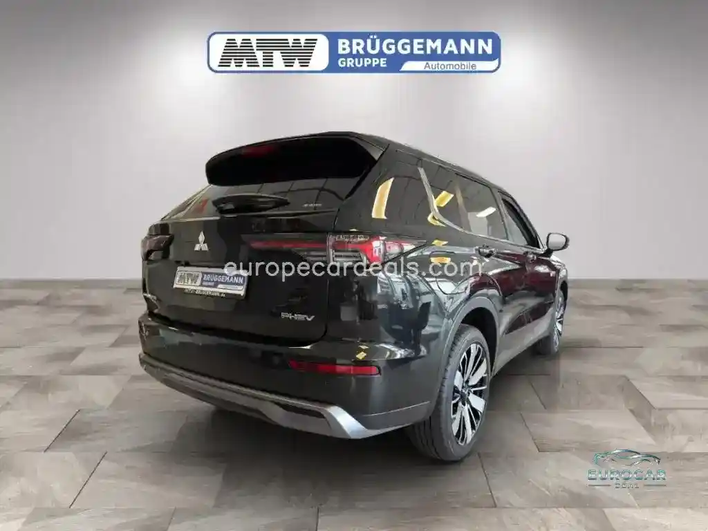 Mitsubishi Plug-in Hybrid Outlander