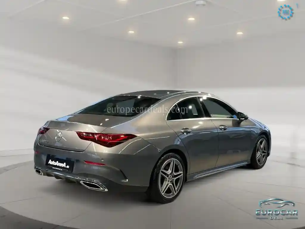 Mercedes-Benz CLA 200