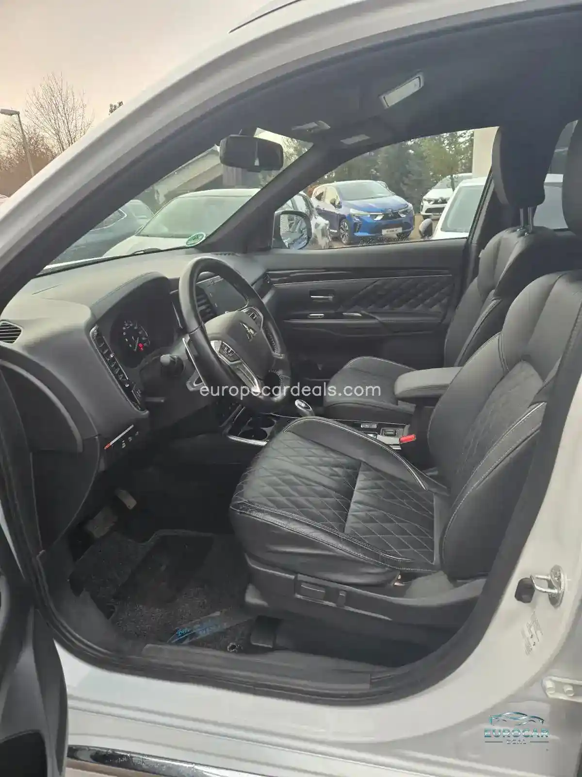 Mitsubishi Plug-in Hybrid Outlander