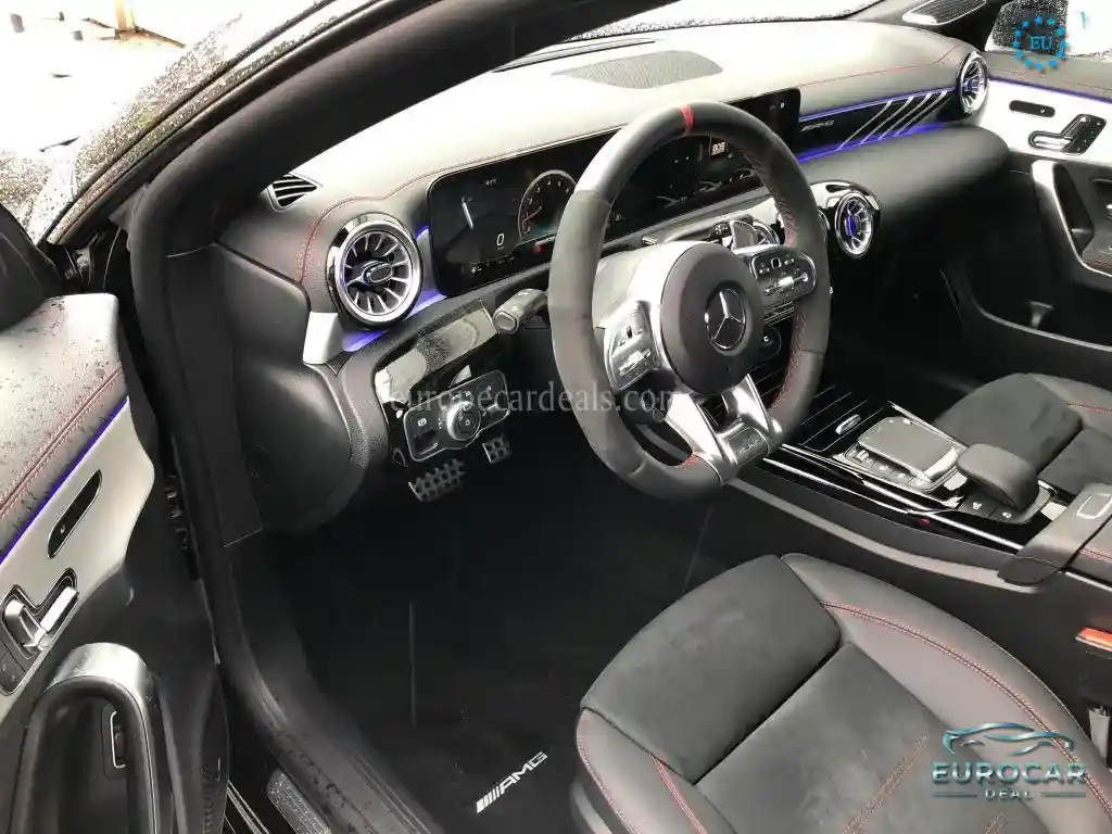 Mercedes-Benz CLA 45 AMG