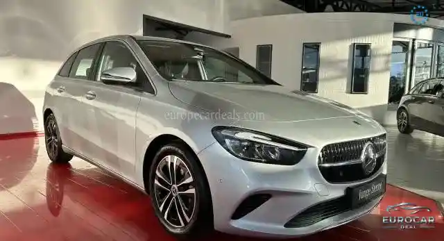 Mercedes-Benz B 200