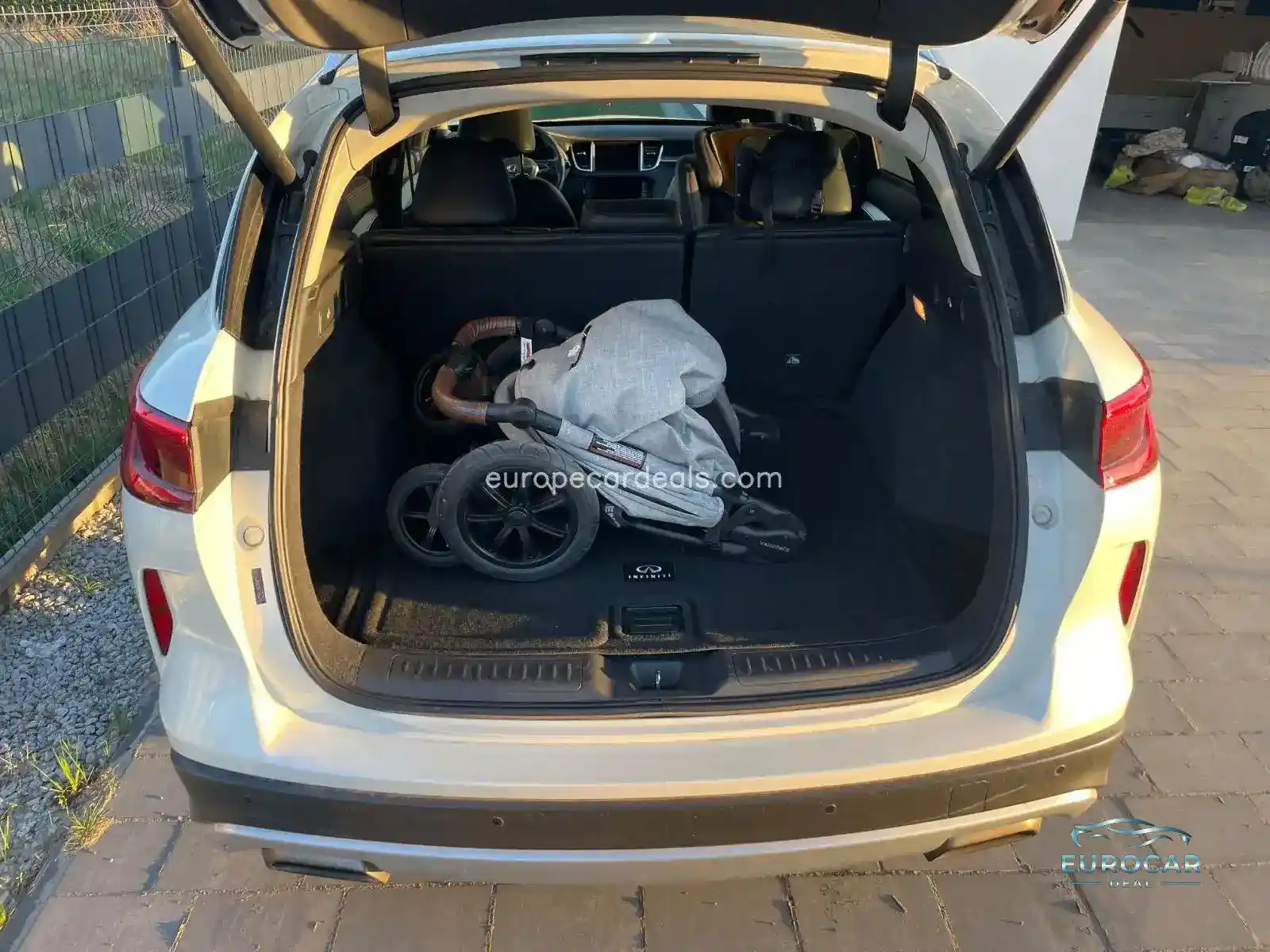 Infiniti QX50