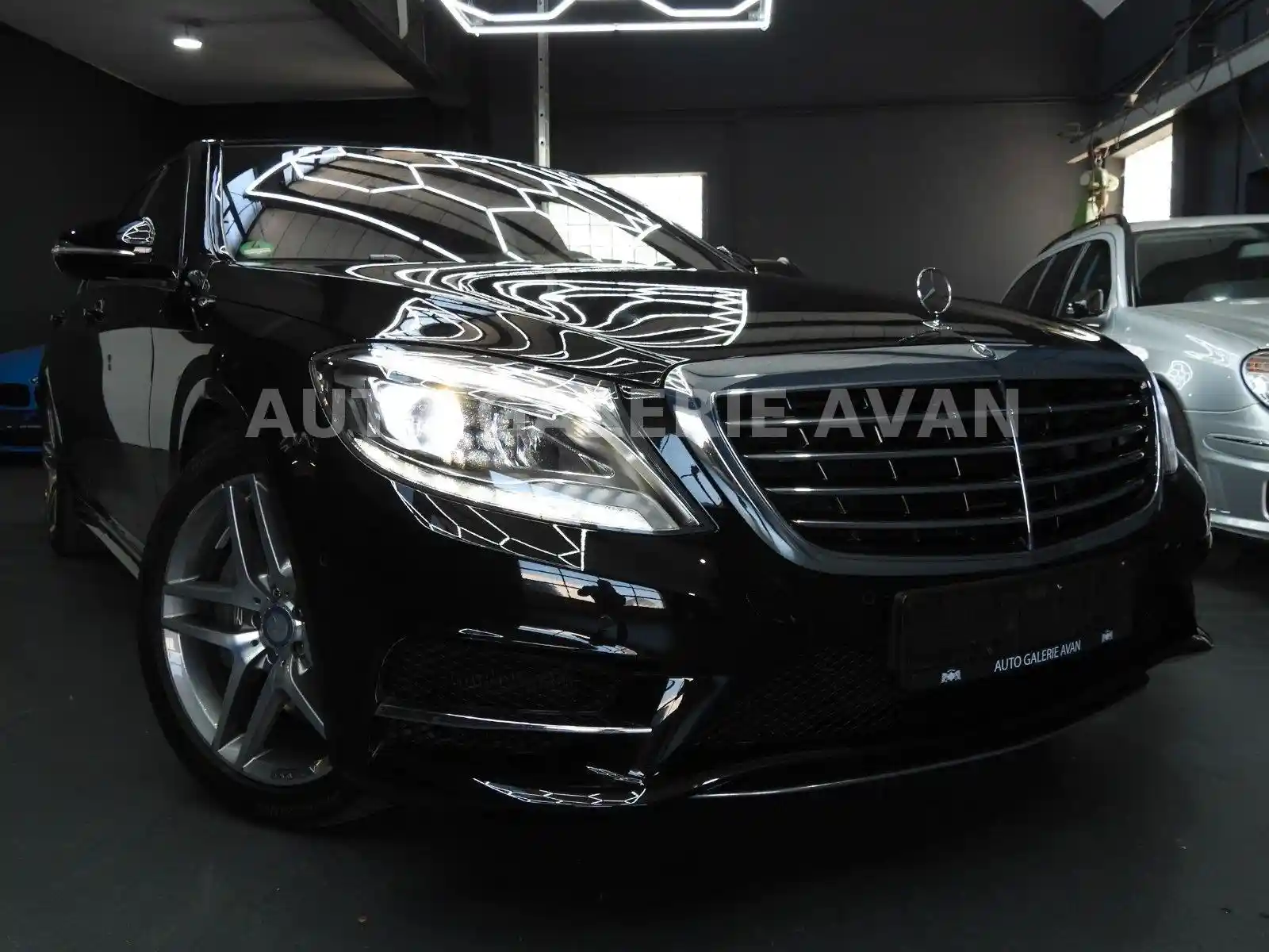 Mercedes-Benz S 500