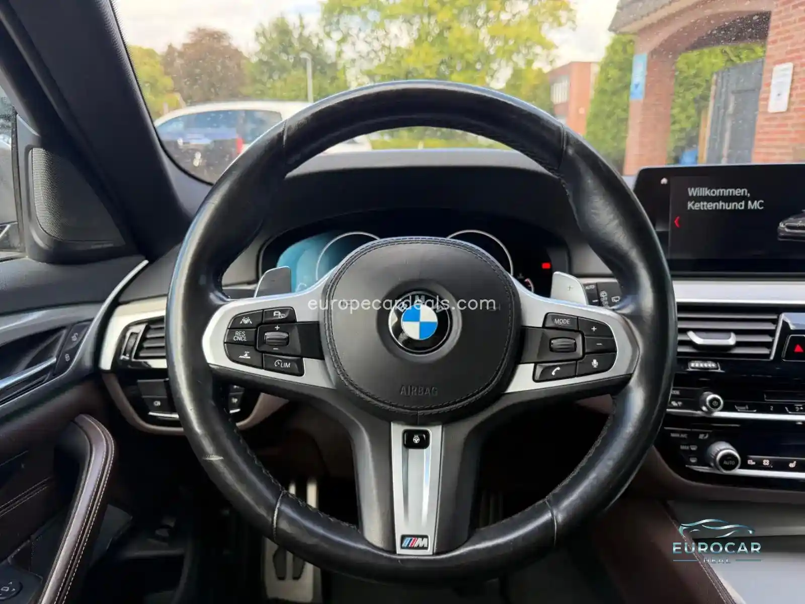 BMW M550