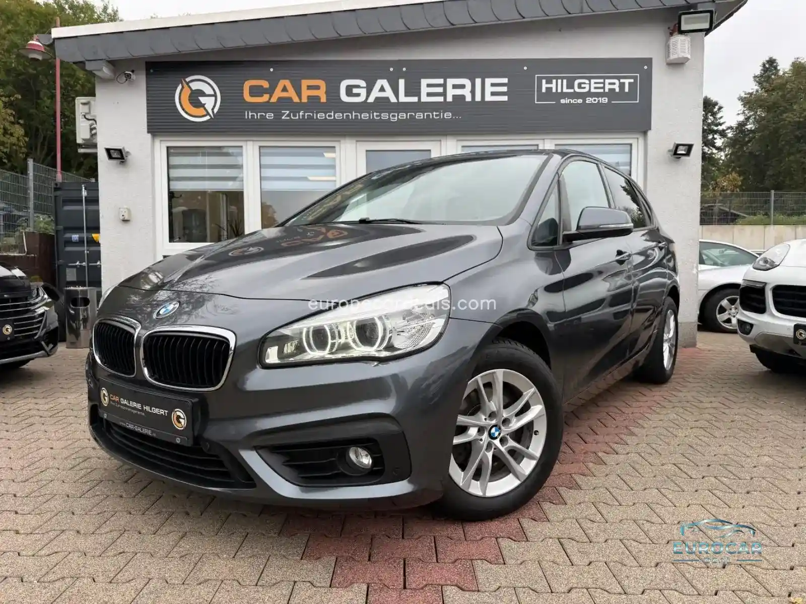 BMW 218