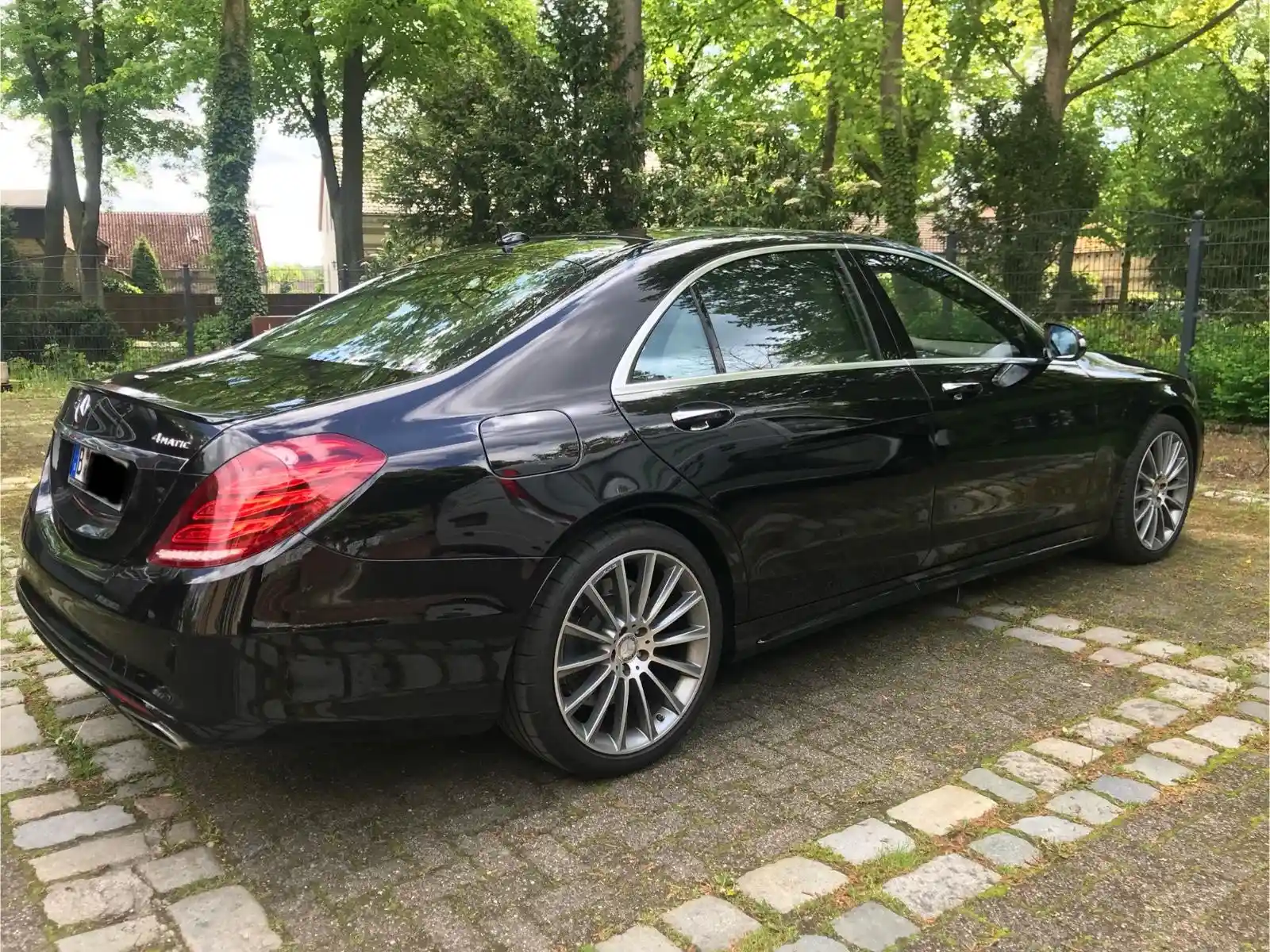Mercedes-Benz S 500