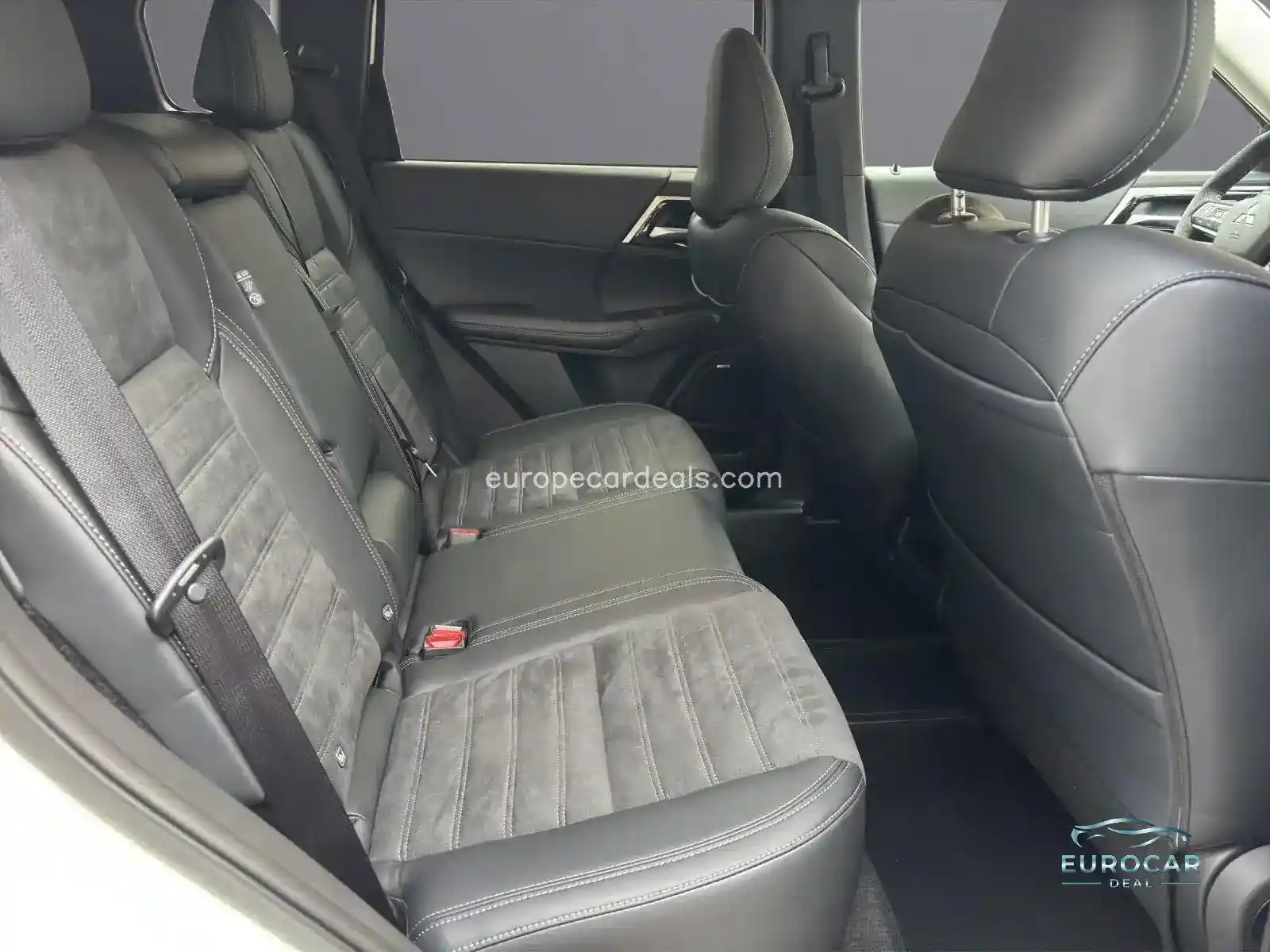 Mitsubishi Plug-in Hybrid Outlander