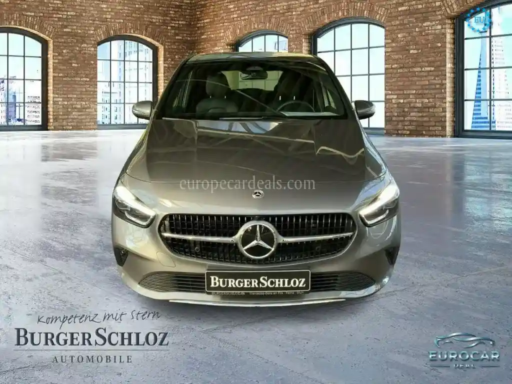 Mercedes-Benz B 180