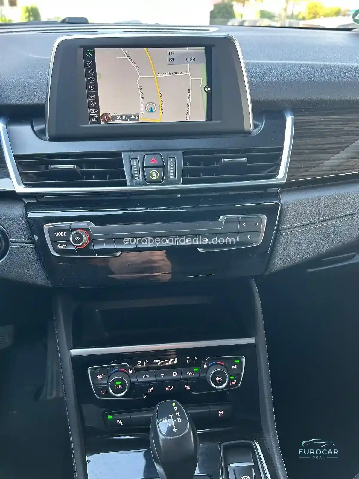 BMW 220