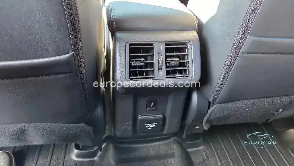 Mitsubishi Plug-in Hybrid Outlander