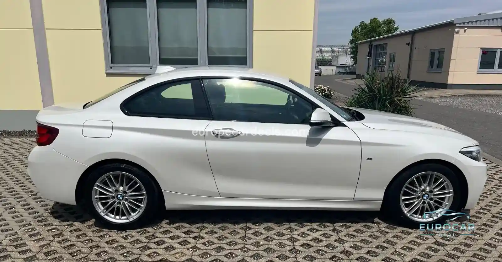 BMW 218