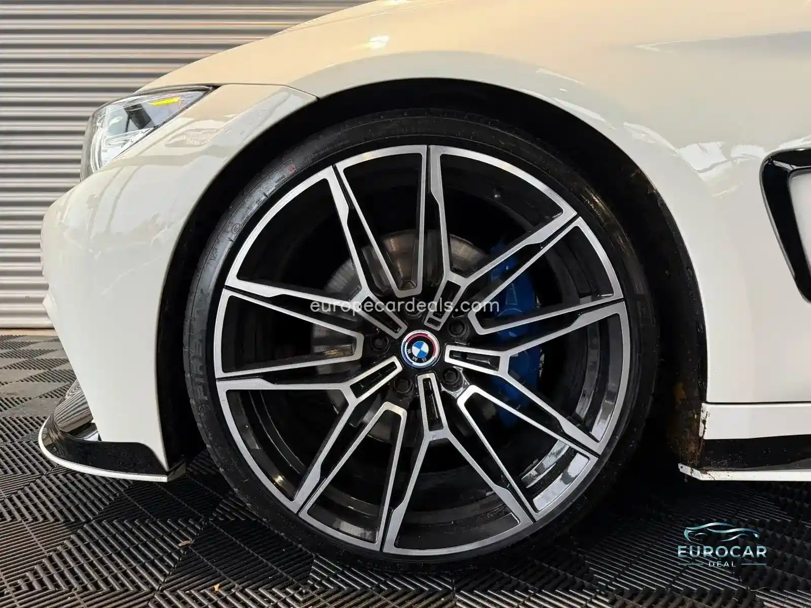 BMW 440
