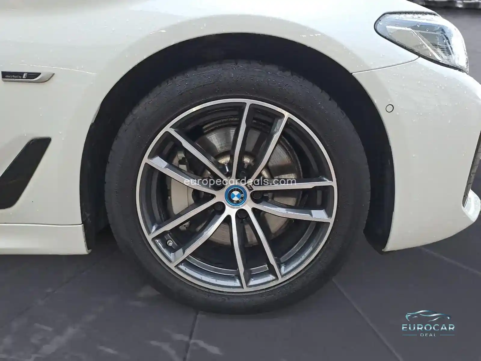 BMW 530