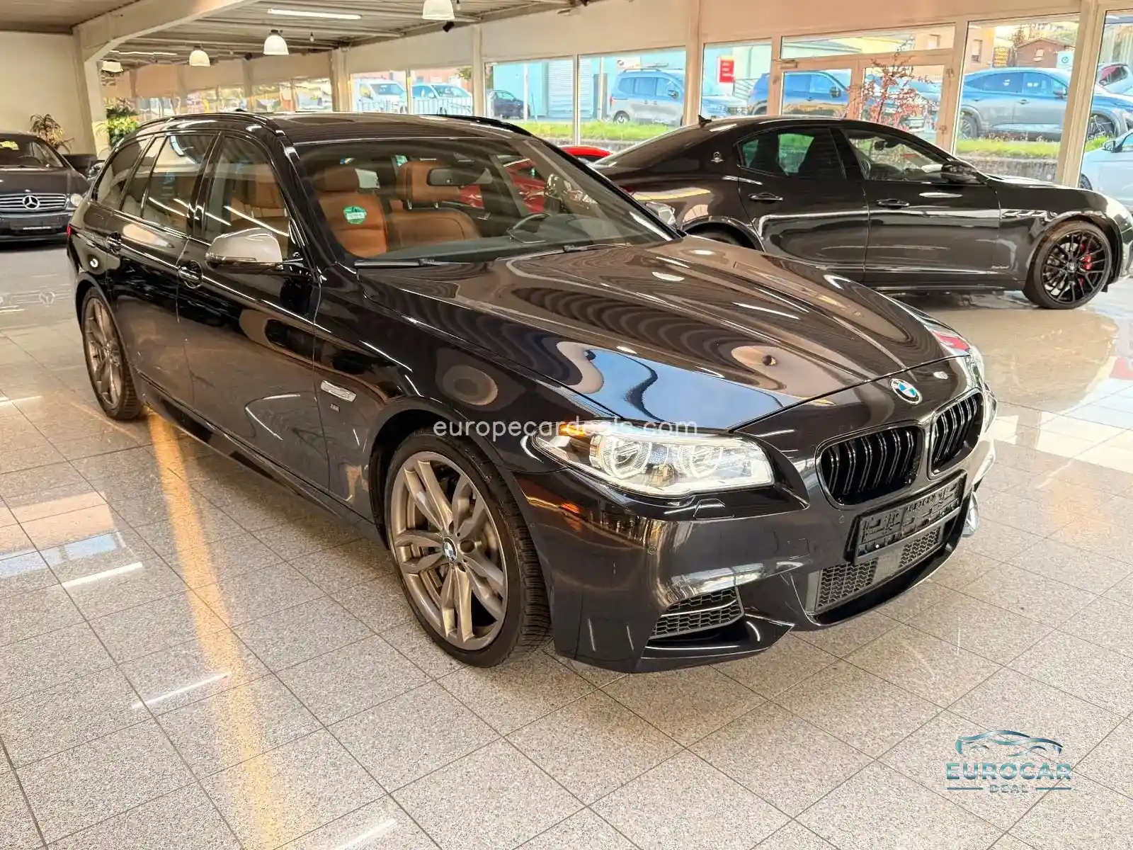 BMW M550