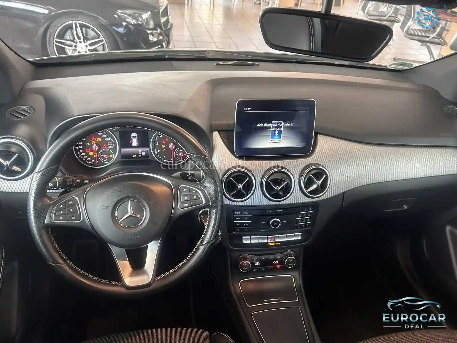 Mercedes-Benz B 200