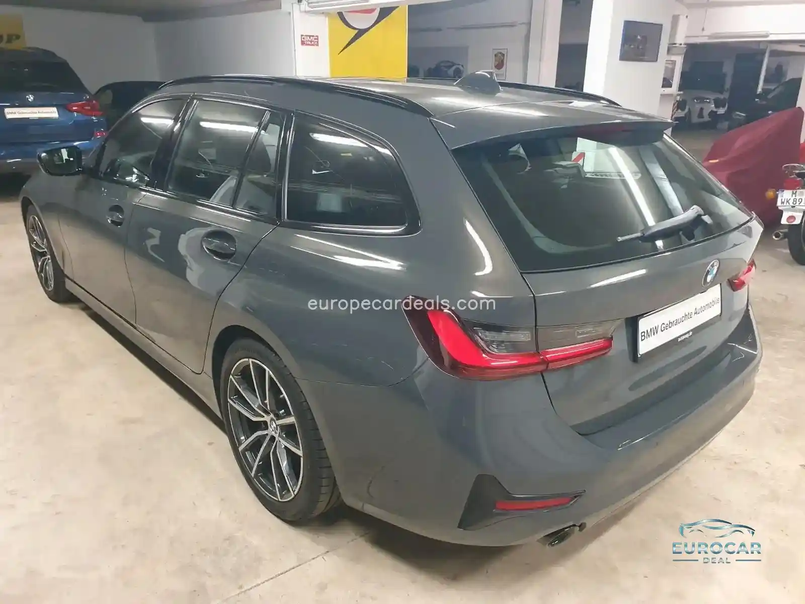 BMW 330