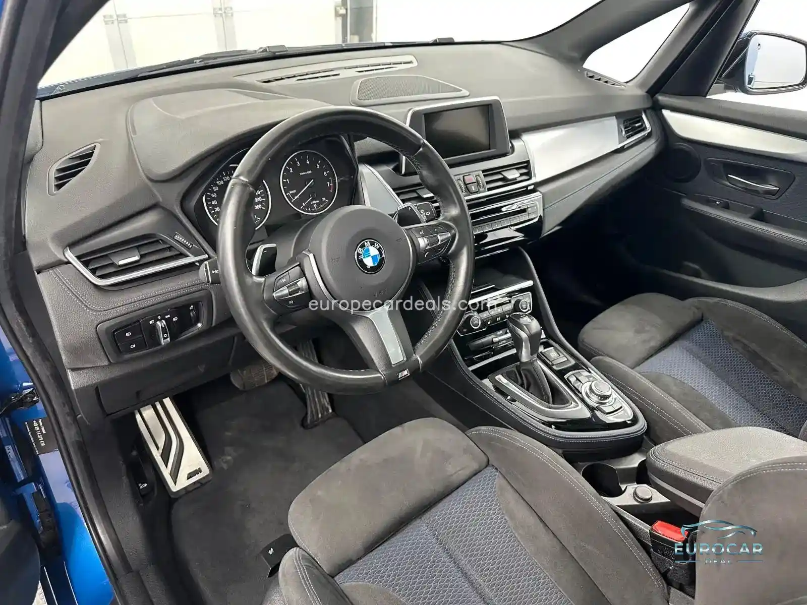 BMW 220