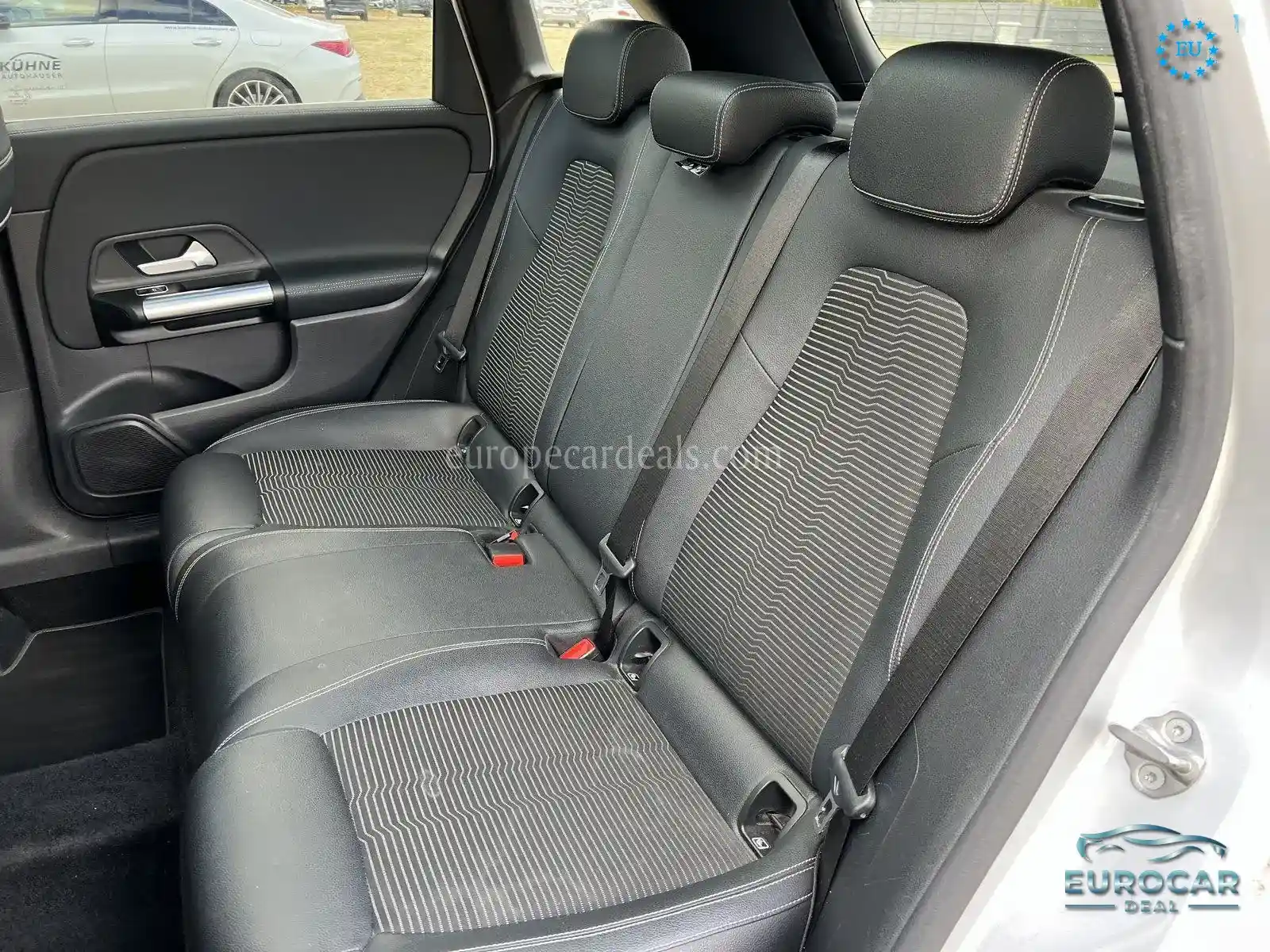 Mercedes-Benz B 220